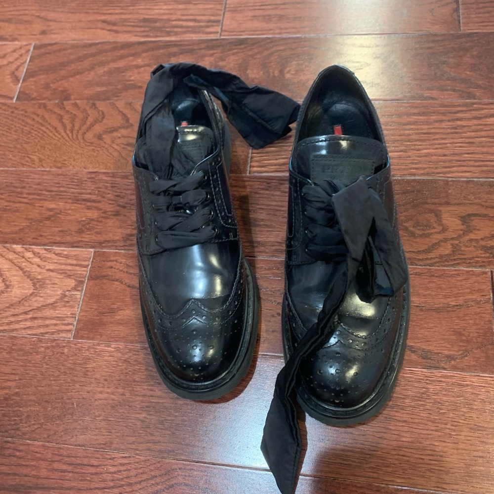 Prada loafers fits size US 8